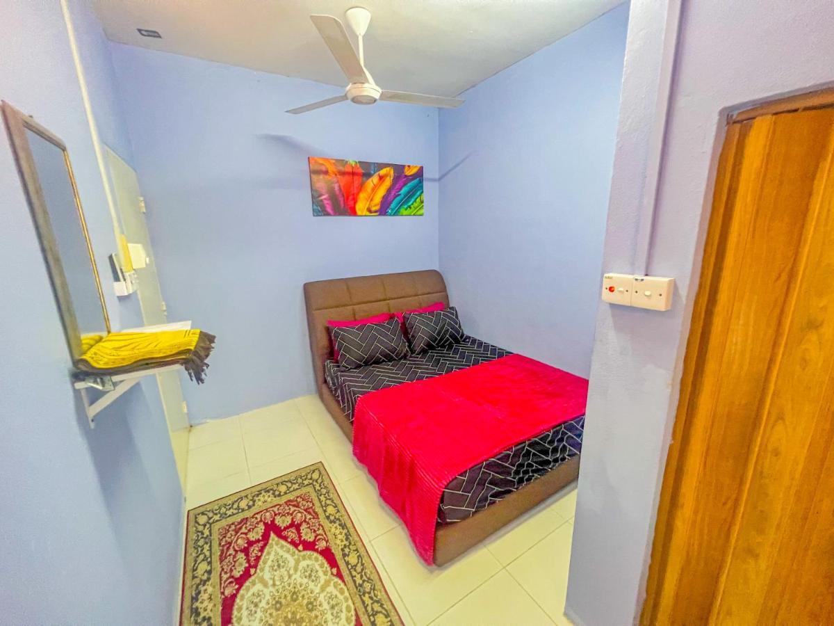 Nail Homestay Kuala Besut Екстер'єр фото